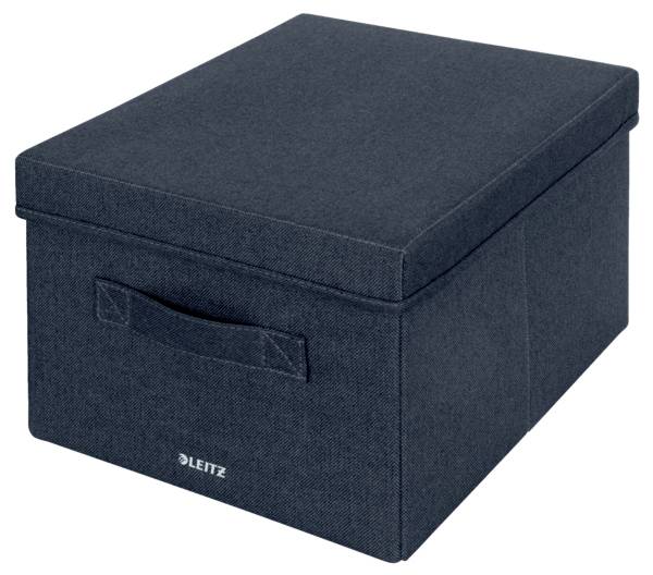 Boîte de rangement en tissu noir avec couvercle ajusté et découpe pour poignée, marquée Leitz sur le devant.