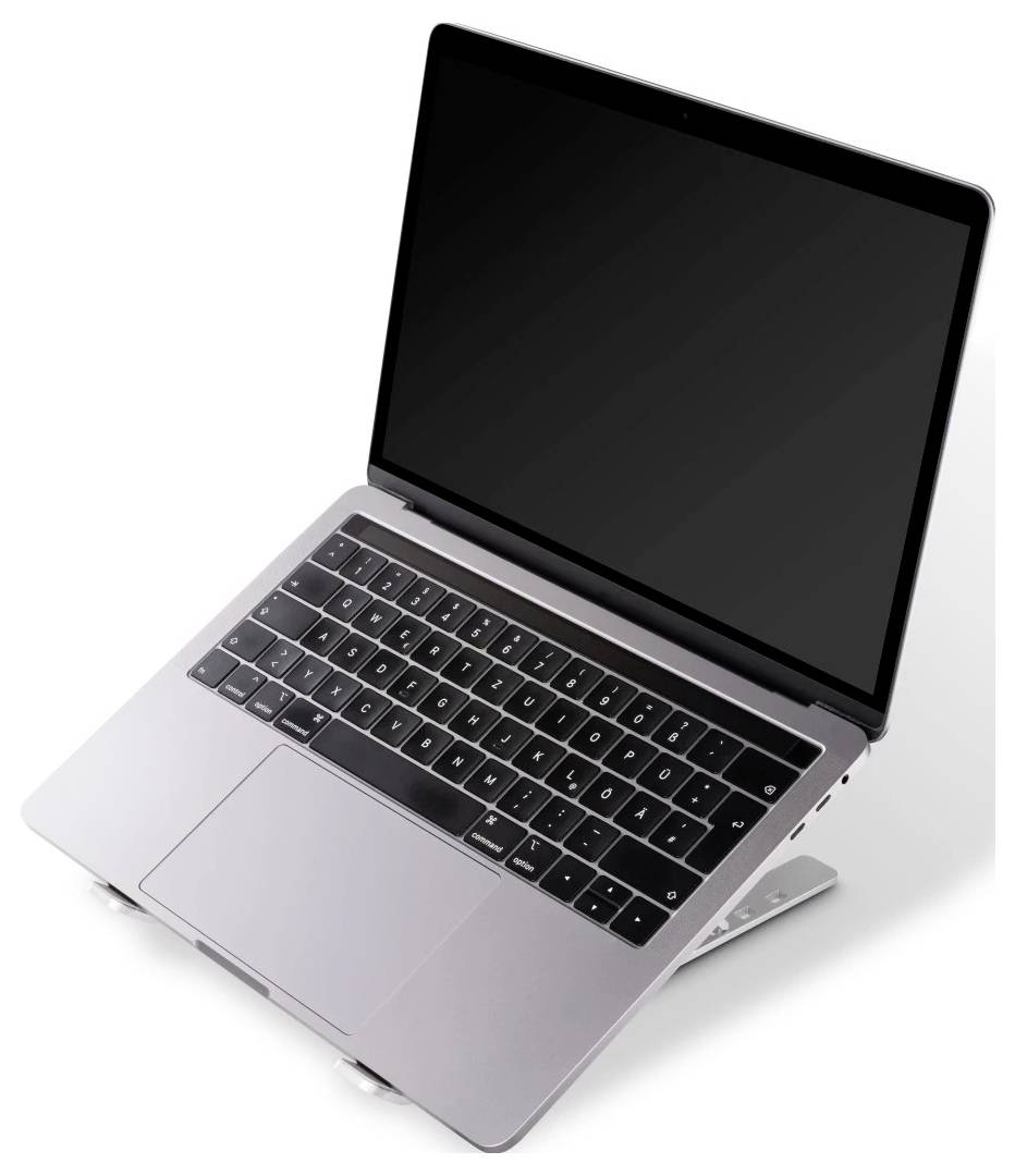 Ordinateur portable ouvert avec écran vierge sur fond blanc.