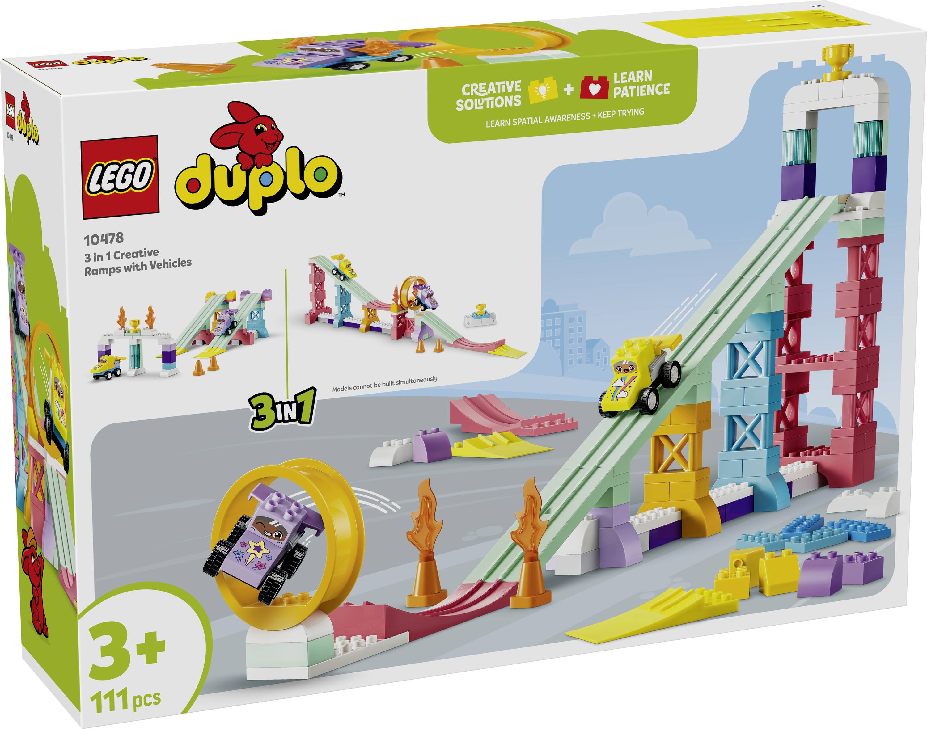Boîte d'ensemble LEGO Duplo 3-en-1 montrant des rampes avec des véhicules, une voiture jaune sur une piste, et des structures de tours colorées pour les enfants de 3 ans et plus