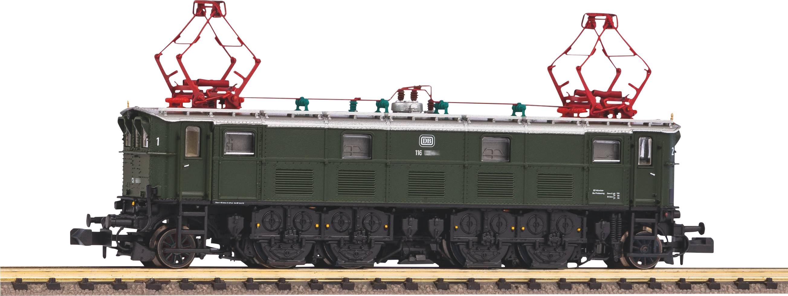 Vue de côté d'une locomotive électrique verte sur des voies, avec des pantographes rouges relevés sur le toit.