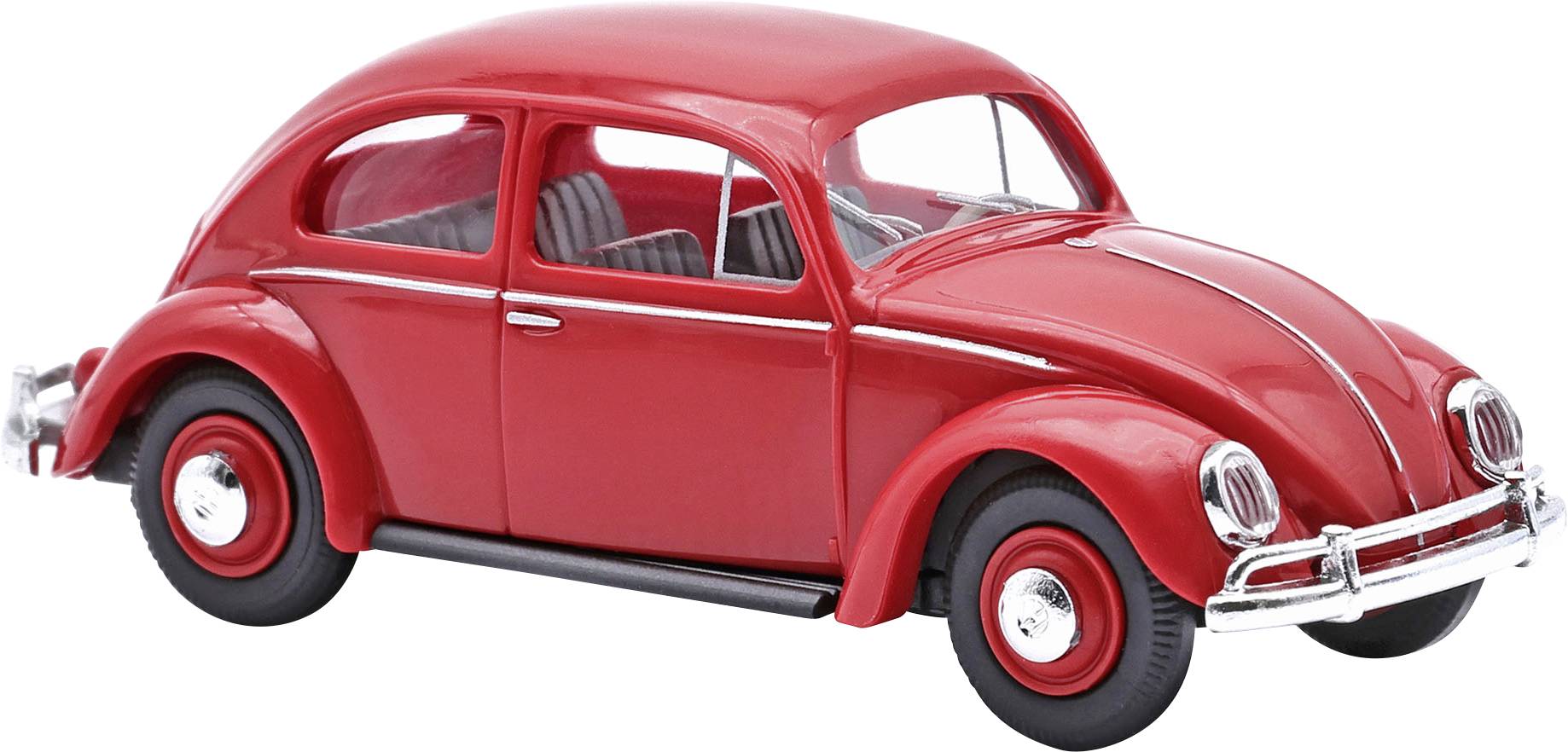 Voiture Volkswagen Beetle jouet rouge sur un fond blanc, présentée en vue de profil.
