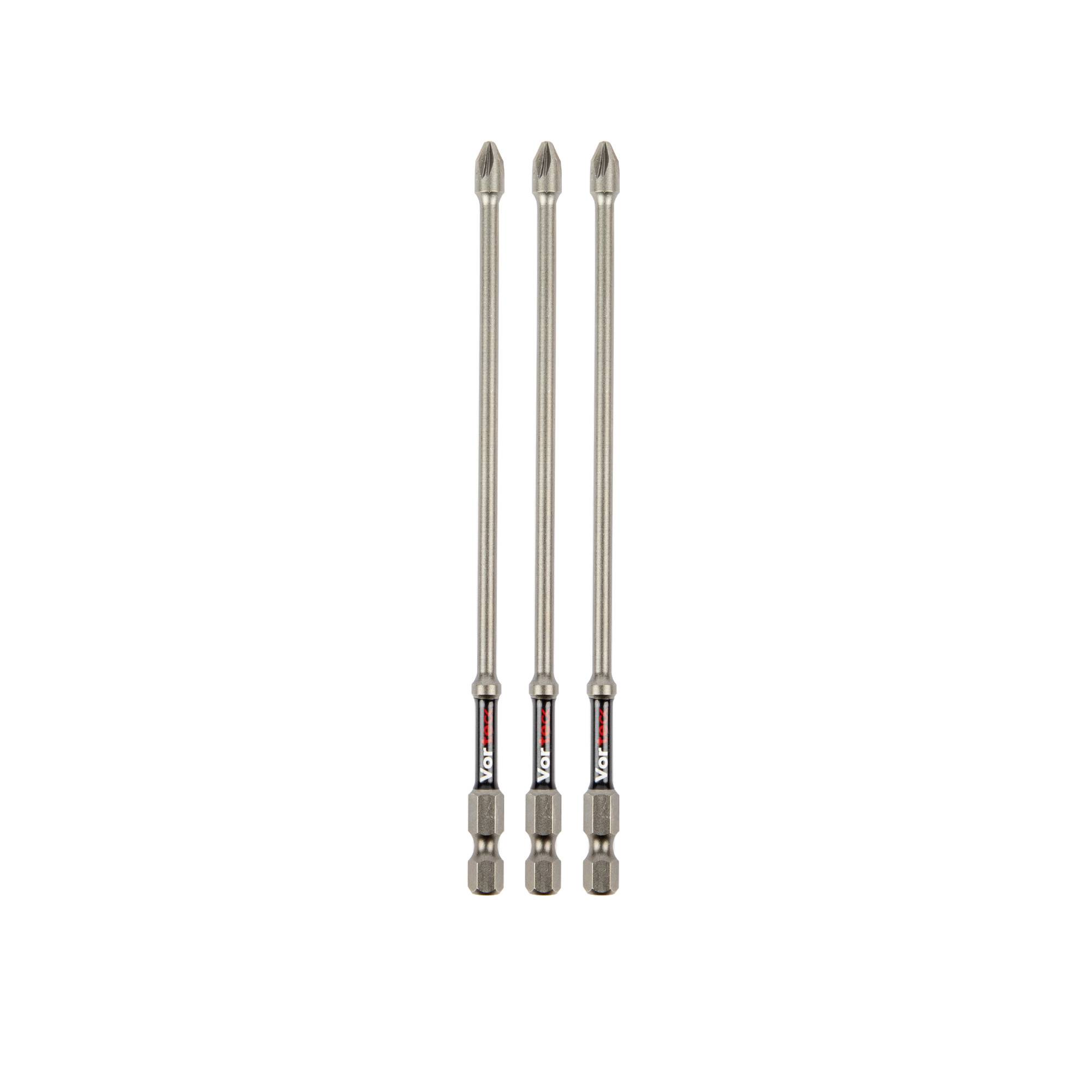 Trois mèches de perceuse d'extension en métal disposées verticalement sur un fond blanc.