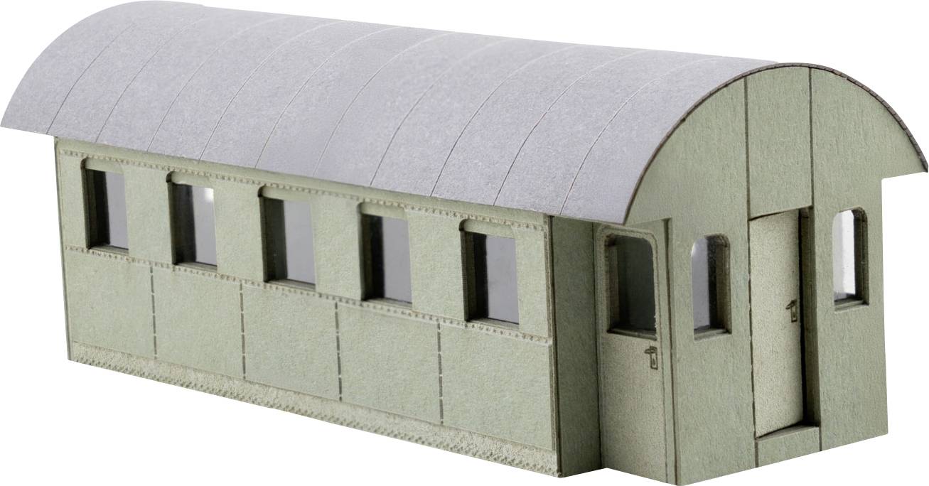 Modèle d'une petite voiture de train ou d'autocar pour passagers de couleur verte avec toit en arche, comprenant des fenêtres et des portes, présenté sur un fond blanc.