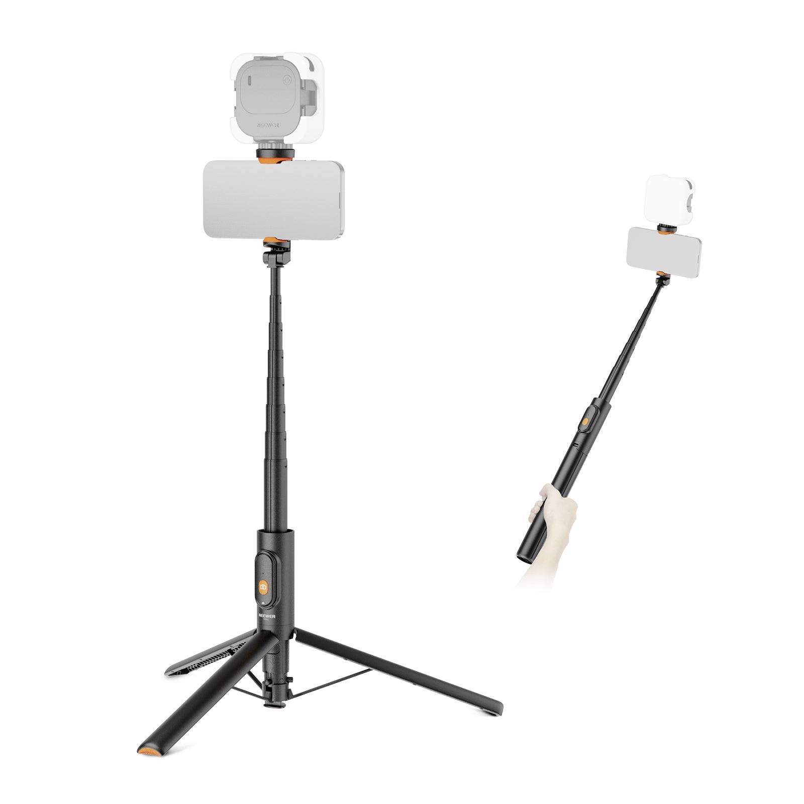 Bâton de selfie pliable avec trépied tenant un téléphone et une caméra d'action, montré en position déployée sur trois pieds et tenu à la main pour photographier à distance.