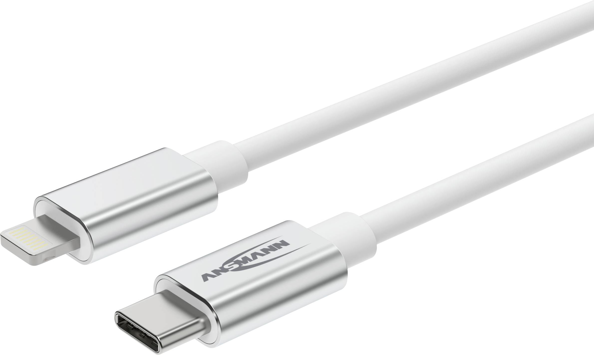 Gros plan d'un câble de charge blanc avec un connecteur USB-C à une extrémité et un connecteur Lightning à l'autre.