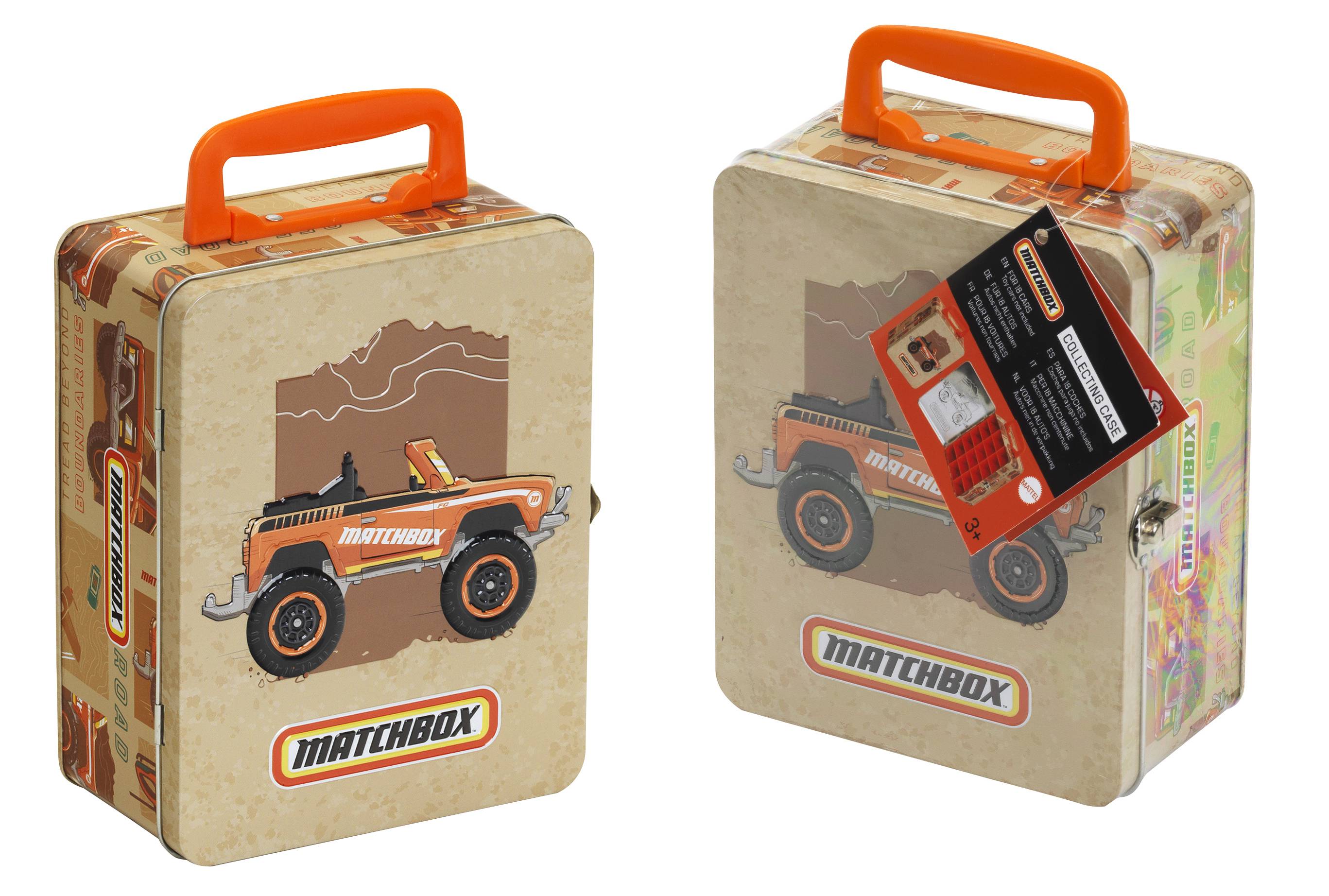 Mallette de transport pour petits camions Matchbox vintage avec poignée orange et graphiques illustrés de camion tout-terrain, montée en vues de face et de côté avec étiquette de produit attachée.