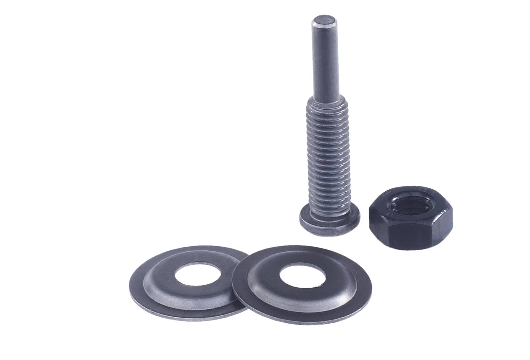 Vis avec filet, deux rondelles et un écrou sur fond blanc. Utilisé pour des fixations techniques ou mécaniques.