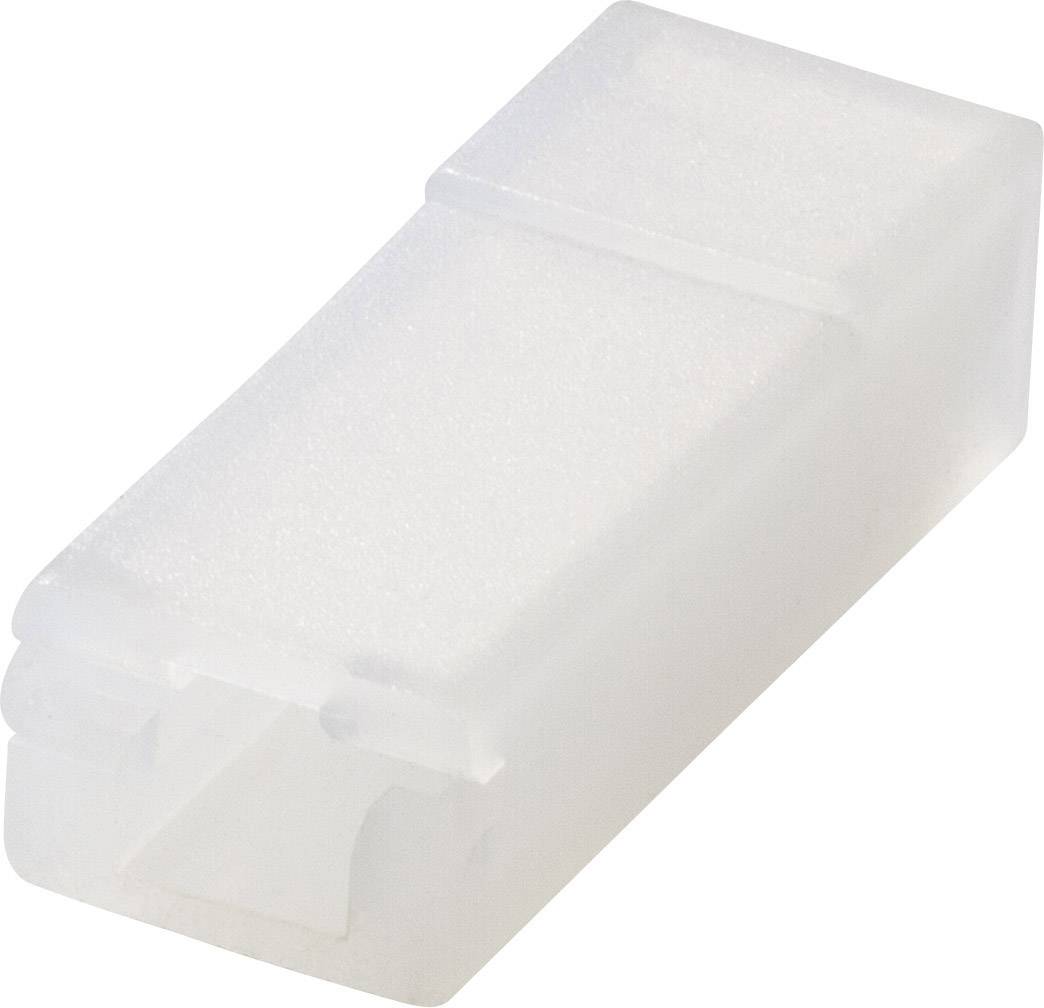 Une boîte en plastique transparent de forme rectangulaire. Elle est fermée et a une surface légèrement mate.