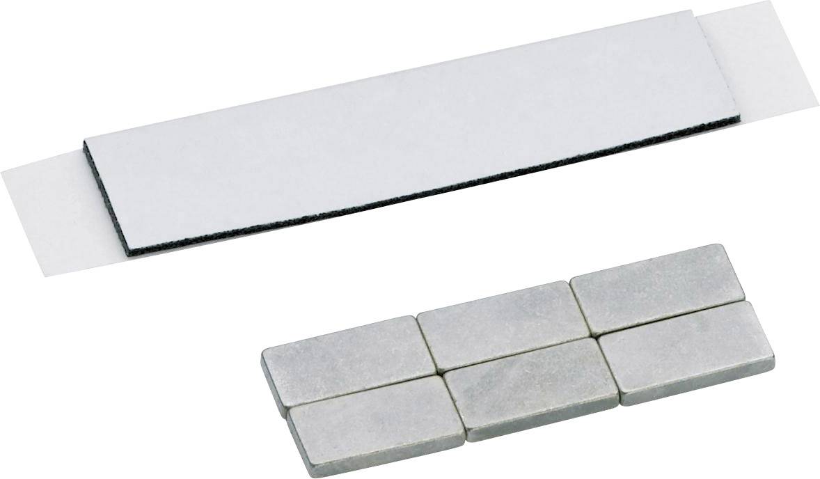 Une bande de velcro et un ensemble d'aimants autocollants rectangulaires sur un fond blanc.