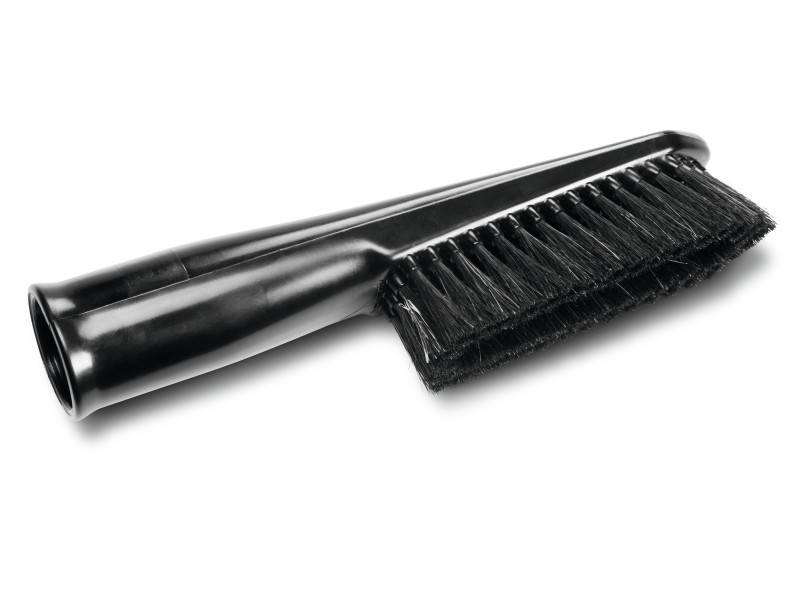 Brosse antistatique noire avec poils longs et manche, adaptée au nettoyage de surfaces délicates.