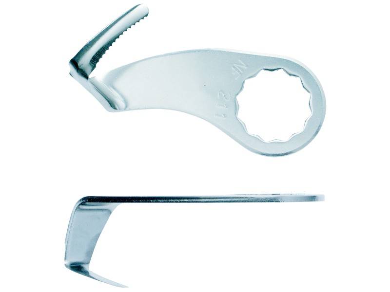 Clé métallique à extrémité dentelée et ouverture en forme de roue dentée, utilisée pour ouvrir des contenants ou comme outil multifonction.