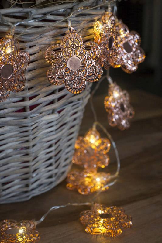 Konstsmide 3144-603 Guirlande lumineuse à motifs fleurs pour l'intérieur à pile(s) blanc chaud Longueur éclairée: 0.9 m
