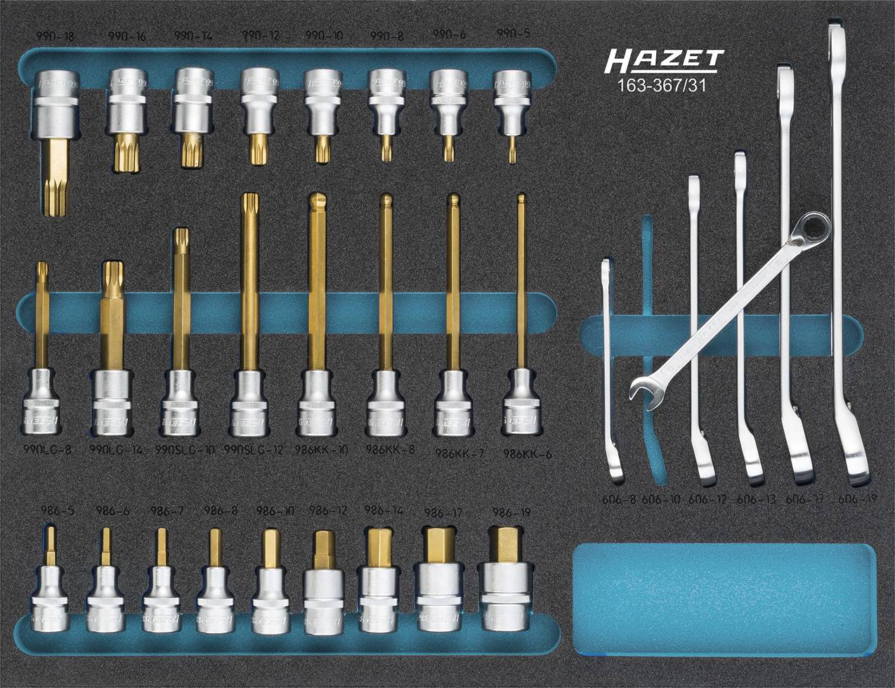 Ensemble d'outils Hazet comprenant des douilles, des clés Allen et des clés à molette, avec insert en mousse, numéro de modèle 163-367/31.