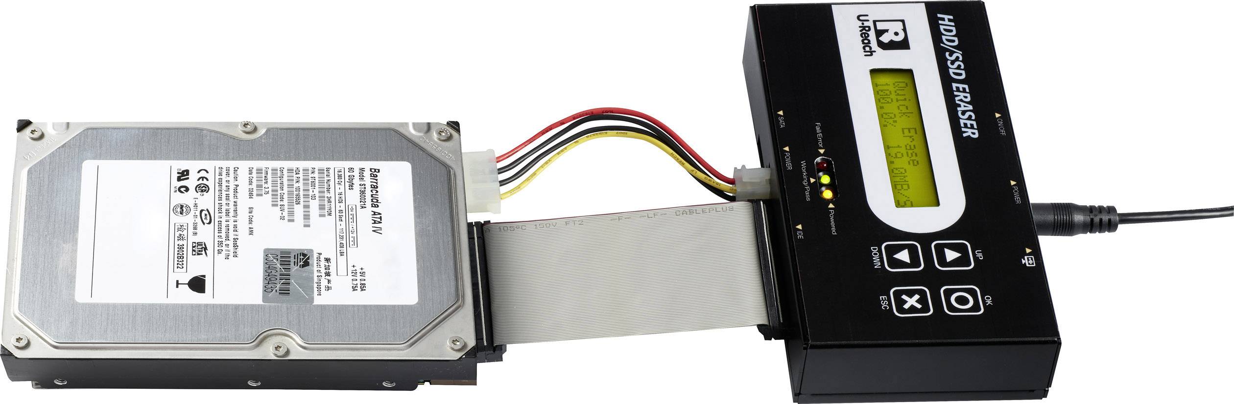 Dispositif d'effacement de disque dur, connecté à un disque dur interne. Affiche le processus d'effacement et la progression sur l'écran.