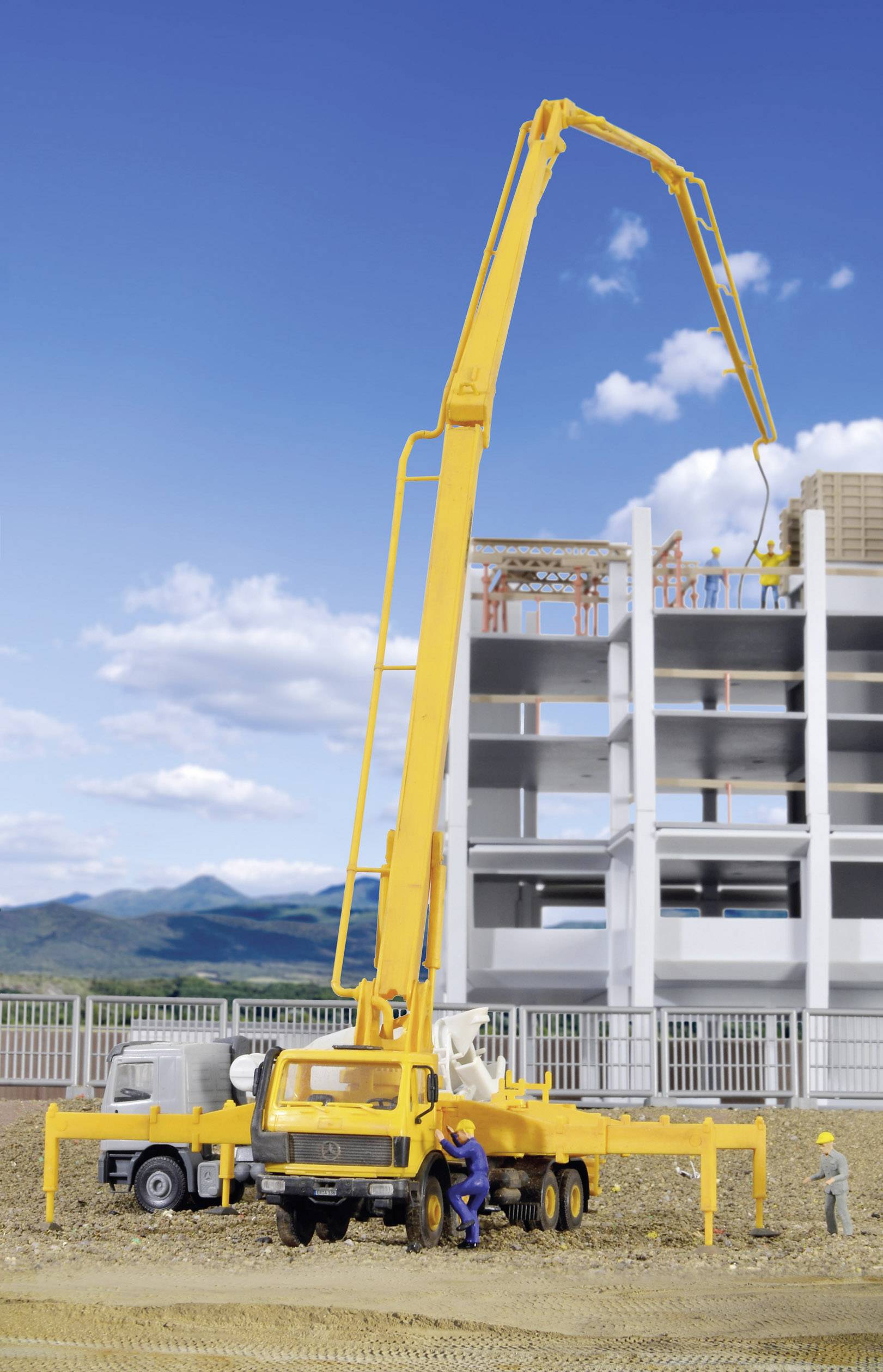 Kibri 10200 H0 Modèle réduit de véhicule de construction Schwing Pompe à béton