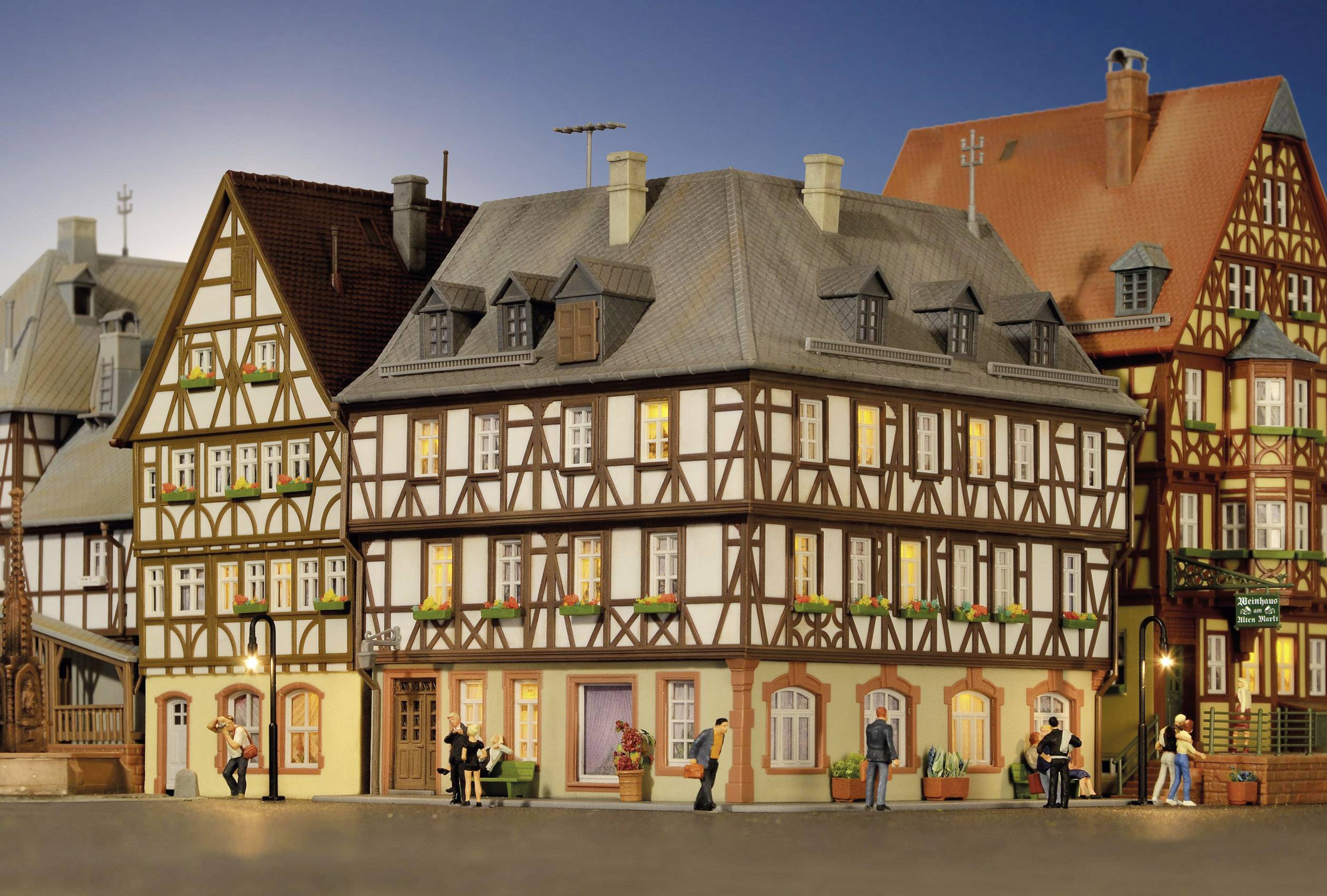 Kibri 38904 H0 Maison à colombages Miltenberg