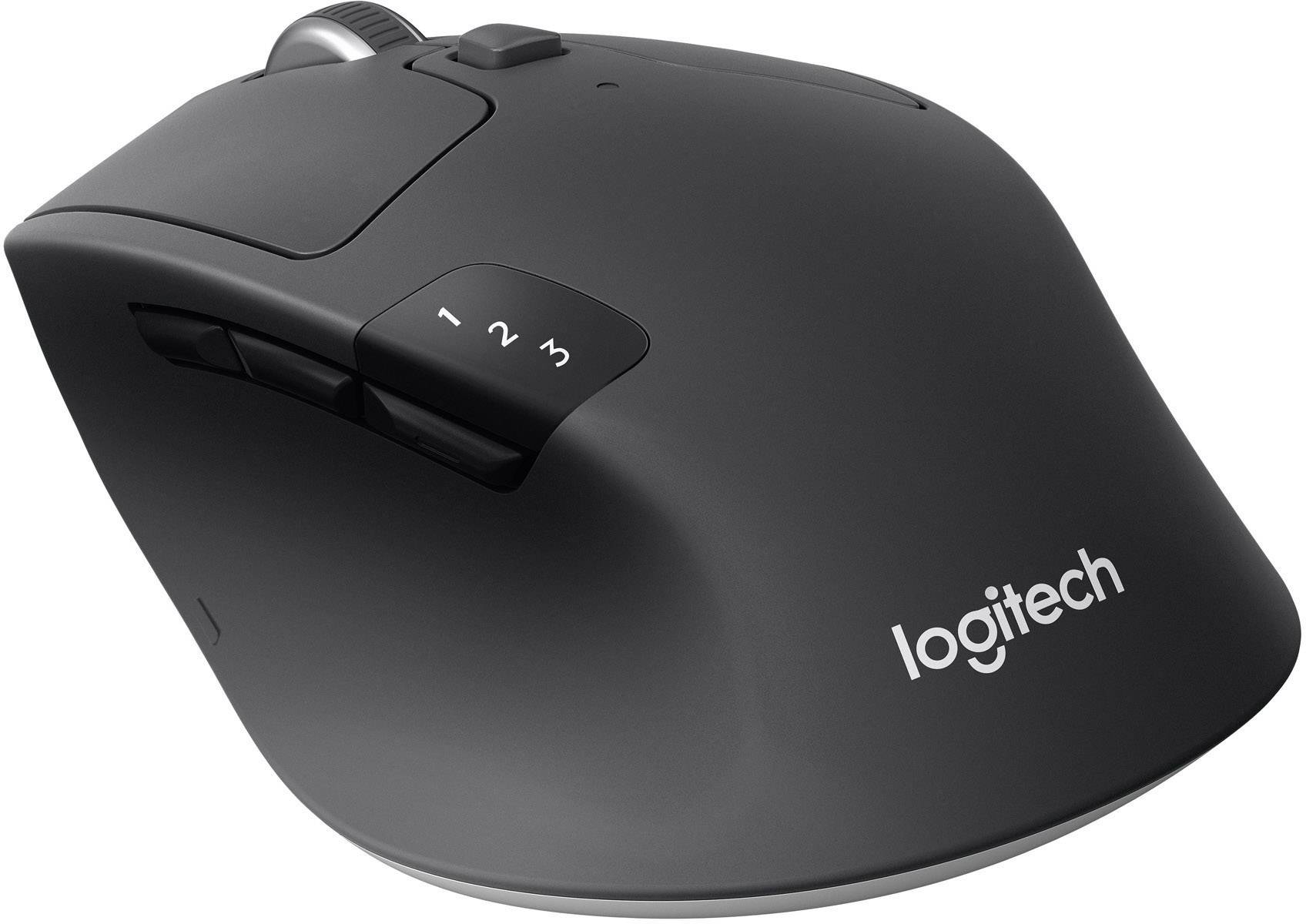 Une souris Logitech noire, ergonomique, avec des touches latérales supplémentaires et une molette de défilement sur le dessus.