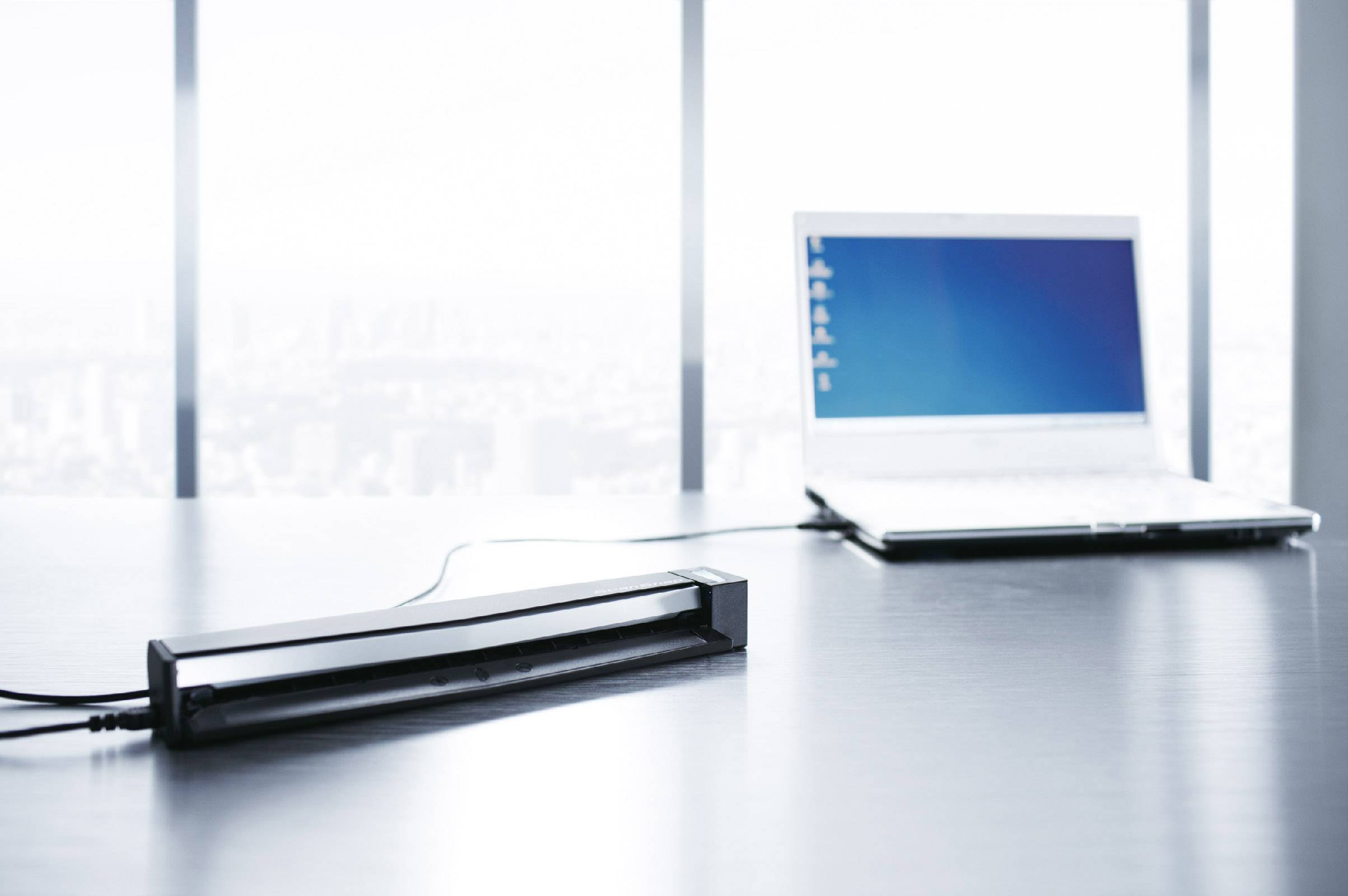 Fujitsu ScanSnap S1100i Scanner de documents A4 600 x 600 dpi USB