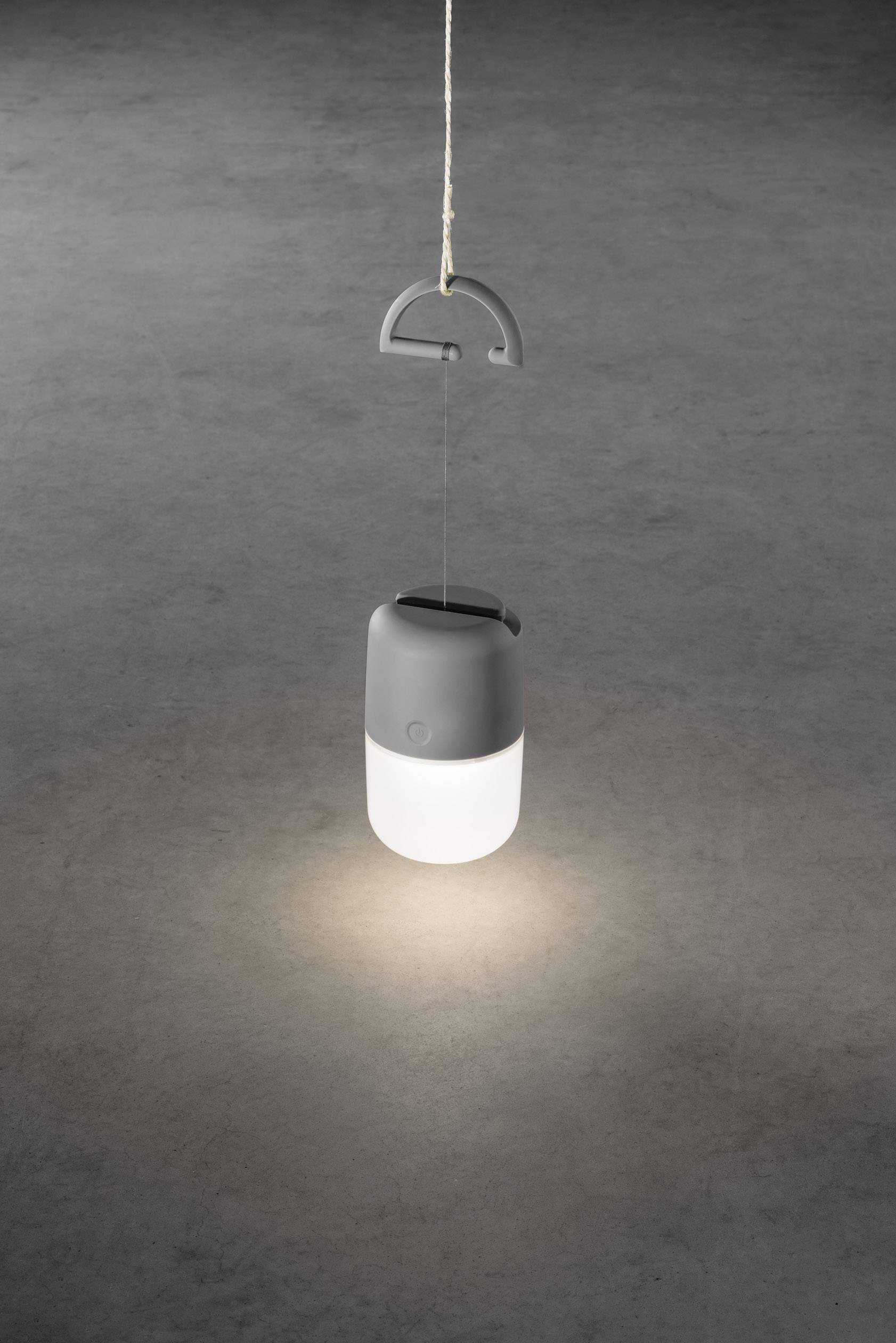 Konstsmide 7805-302 Assisi Lampe de table solaire 1 W blanc chaud gris