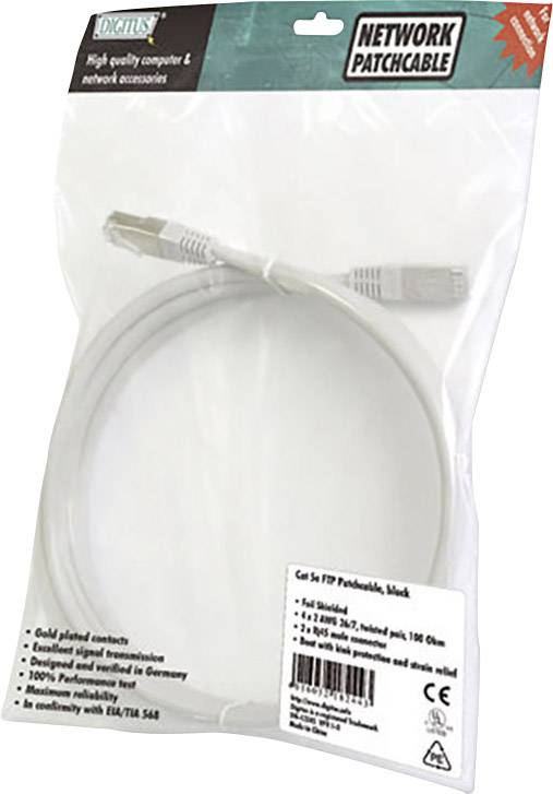 Un câble réseau Cat 5e emballé, 1 mètre. Sur l'emballage, il est inscrit : « Accessoires informatiques et réseau de haute qualité » et « Câble de brassage réseau ».