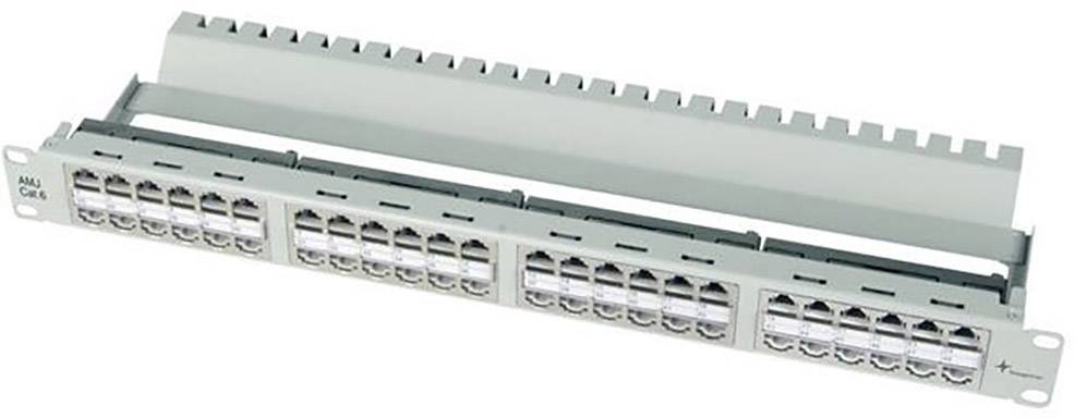 Un panneau de brassage avec plusieurs ports de connexion de câbles réseau alignés, utilisé pour l'organisation et la connexion des câbles réseau.
