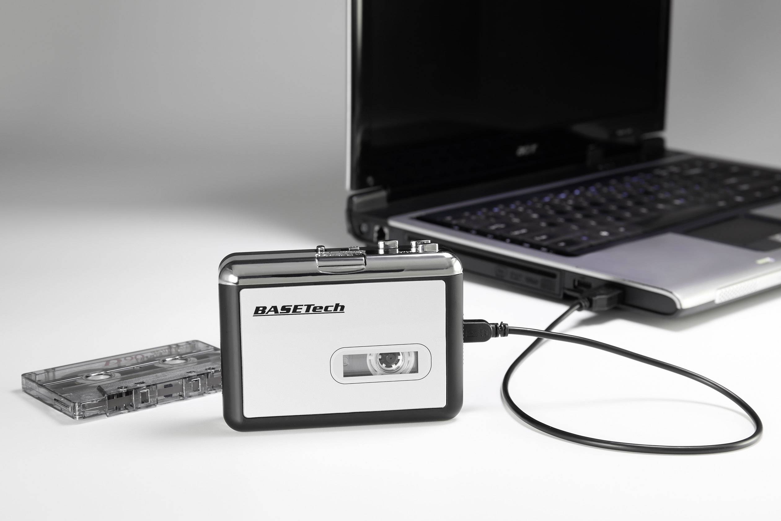 Convertisseur numérique de cassettes audio Basetech BT-USB-TAPE-100 avec écouteurs
