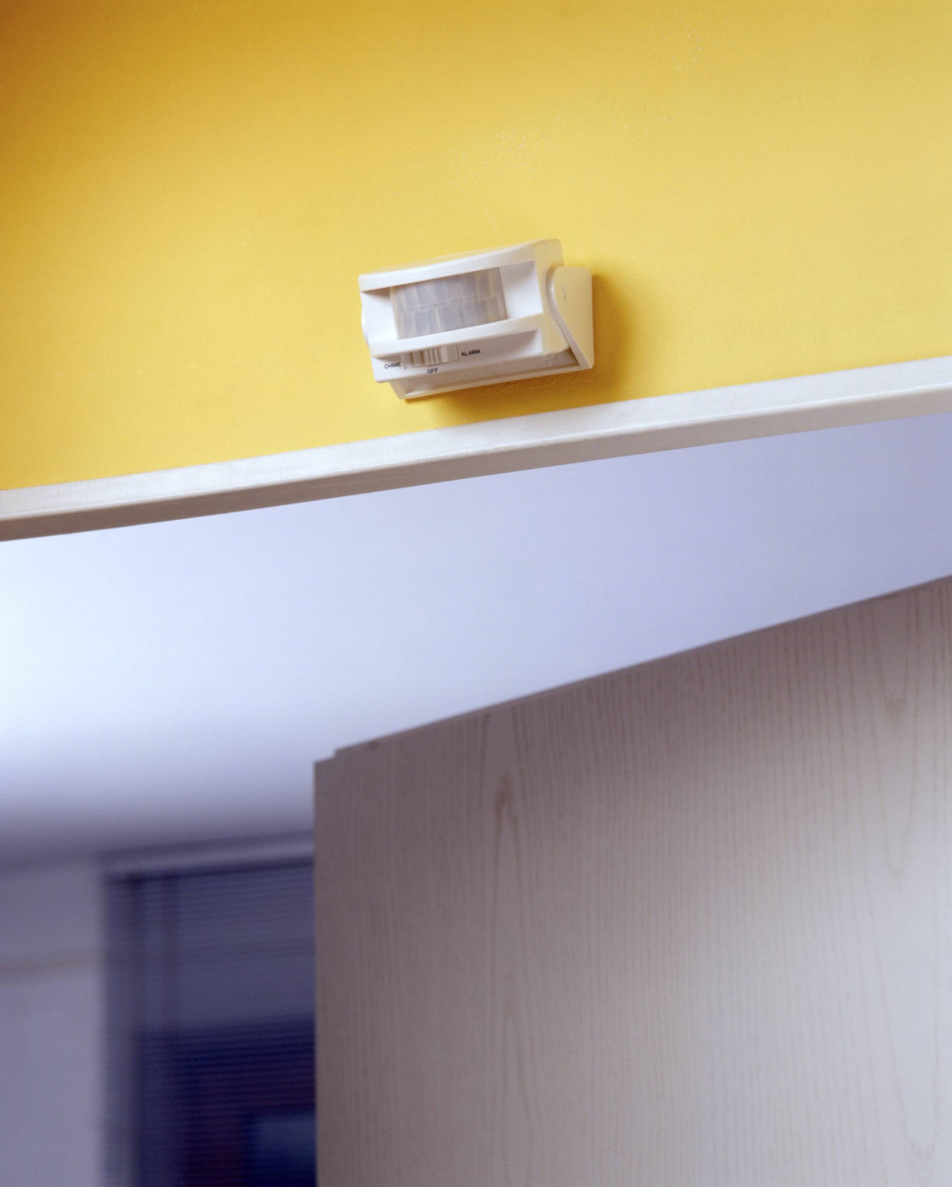 PENTATECH Détecteur de mouvement ZM03 blanc 90 dB 33330