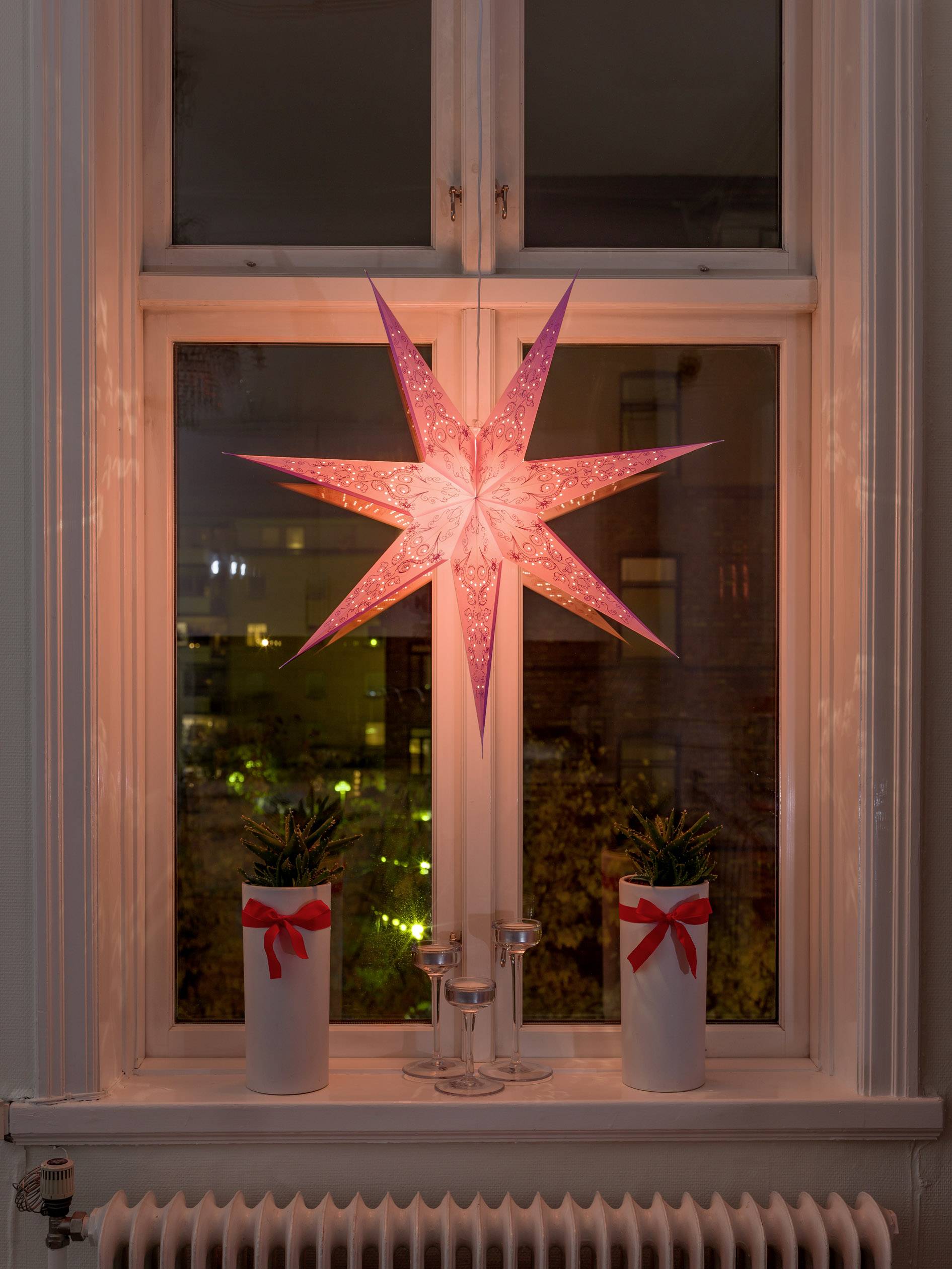 Konstsmide 2982-134 Étoile de Noël Ampoule à incandescence, LED rose brodé, avec motifs découpés, avec interrupteur