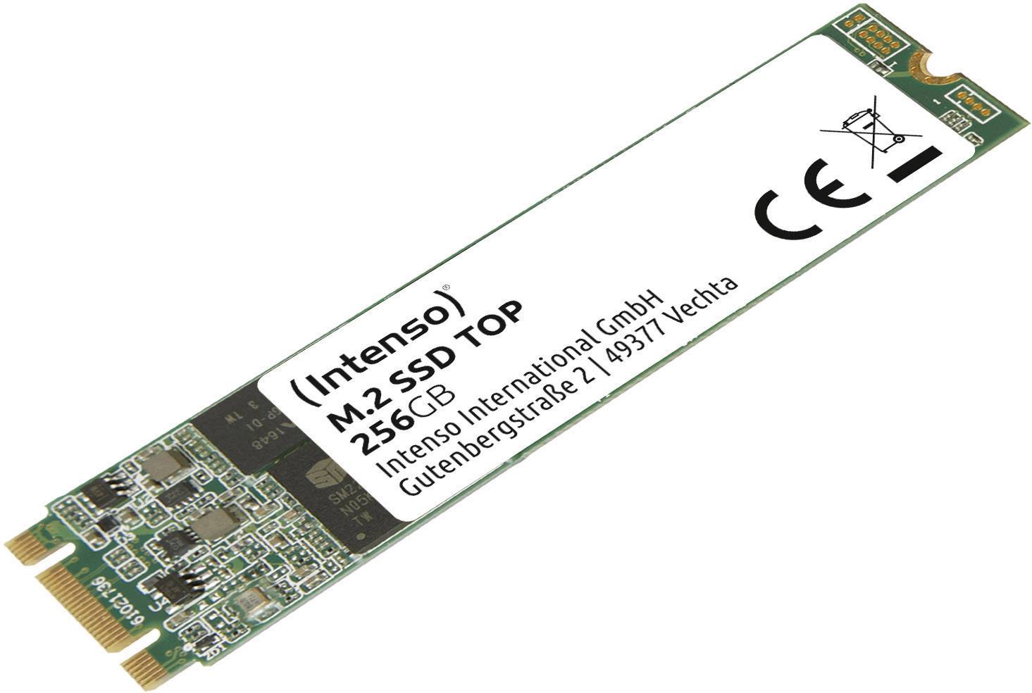 SSD M.2 d'Intenso de 256 Go, avec connexion PCIe, illustrée avec des marquages et des informations du fabricant sur sa surface.