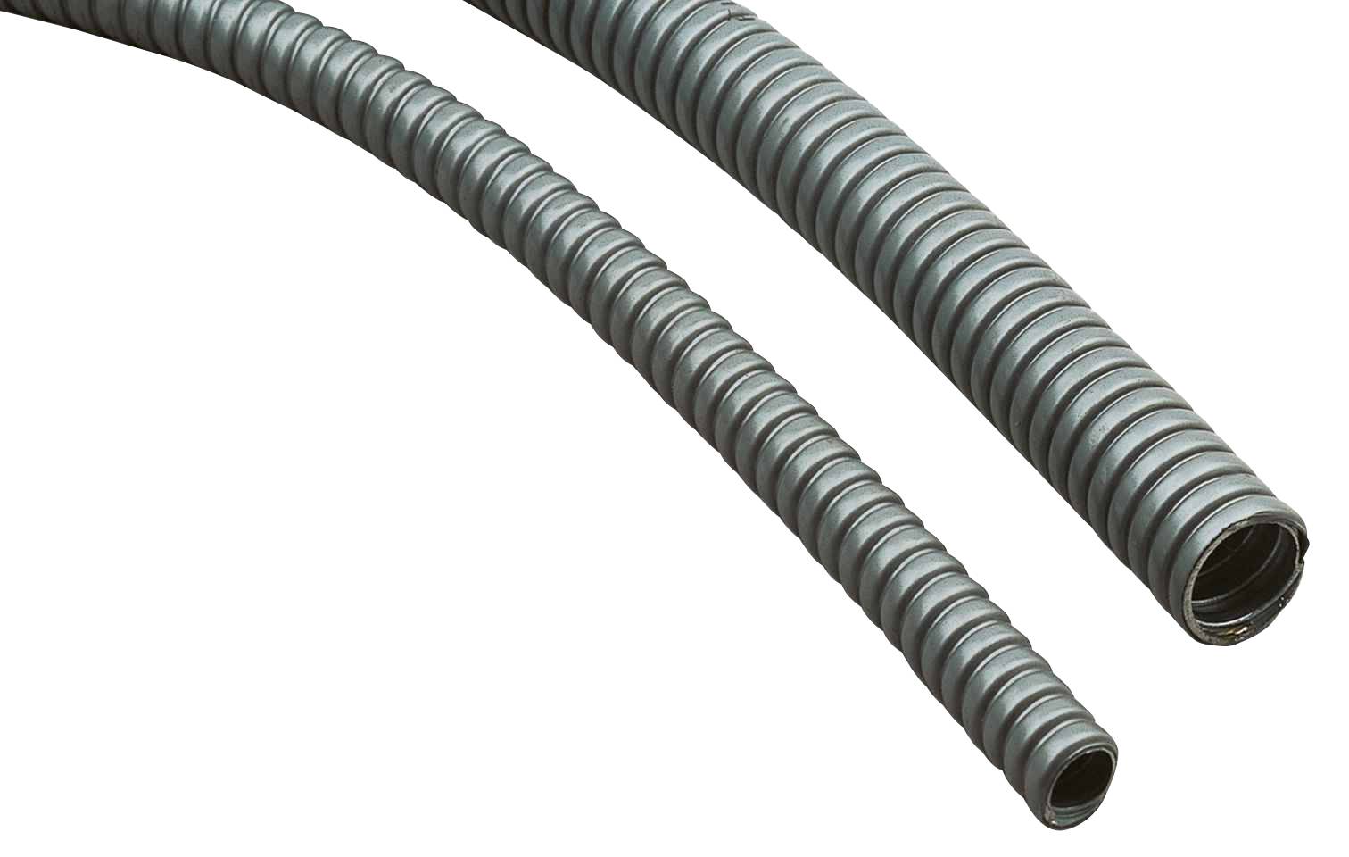 Deux tuyaux métalliques flexibles gris à surface rainurée, disposés côte à côte.