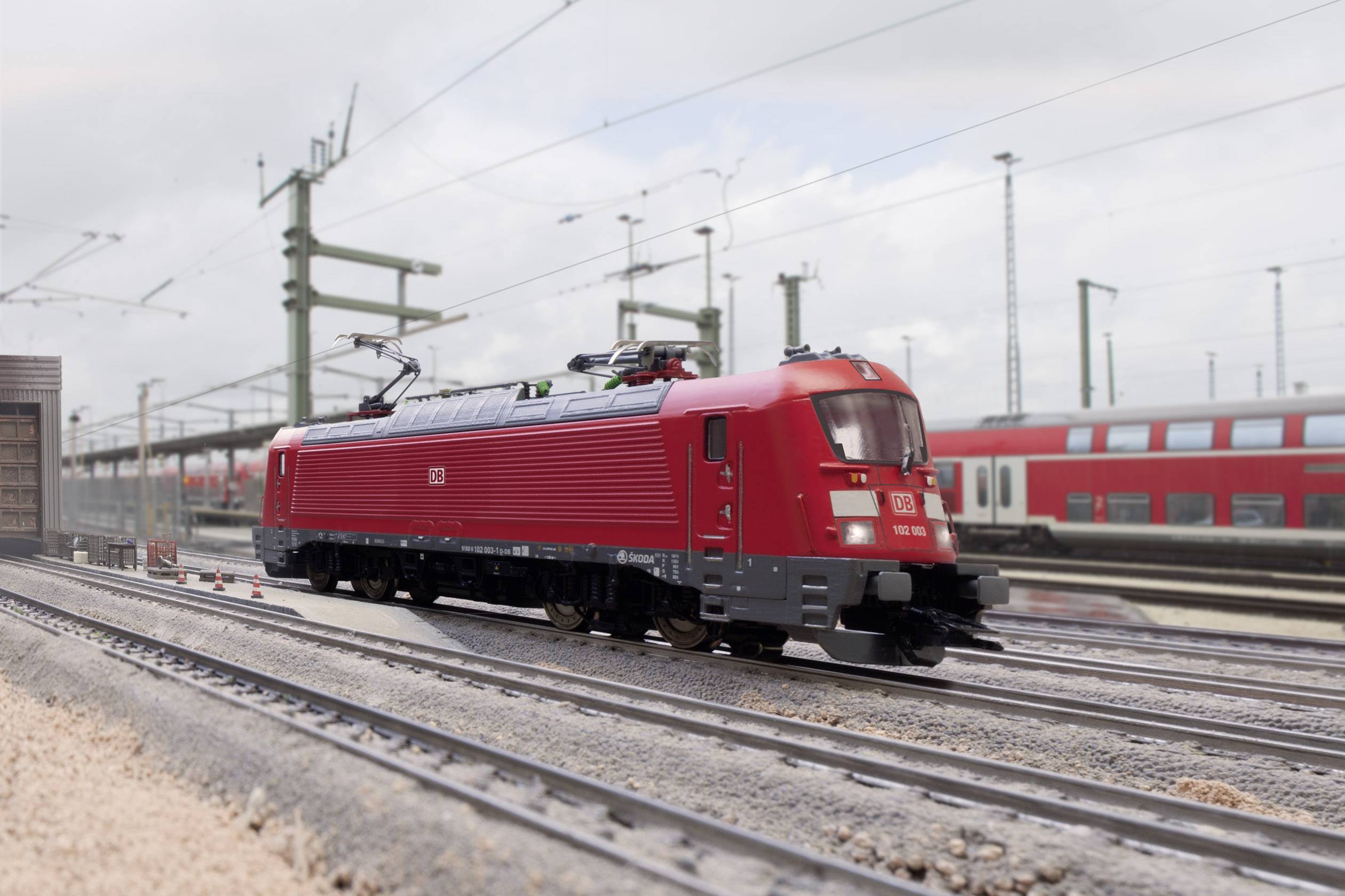 TRIX H0 T22195 Locomotive électrique H0 BR 102 de la DB AG BR 102 DE LA DB AG