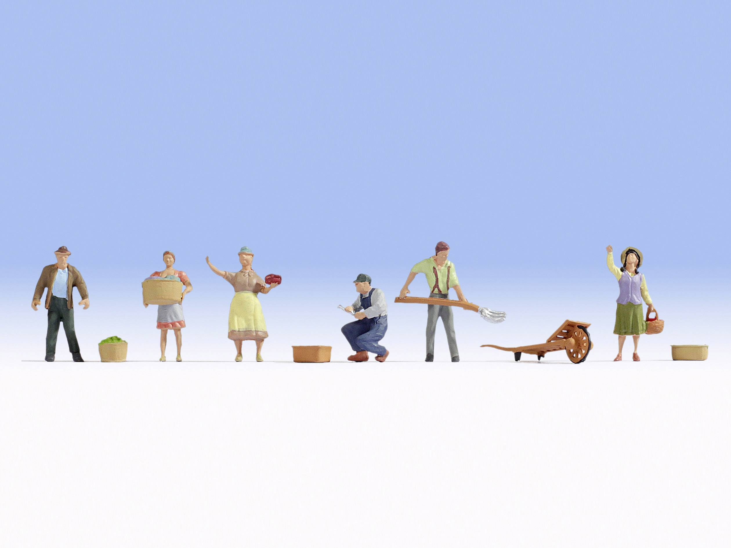 NOCH H0 15617 peint, debout