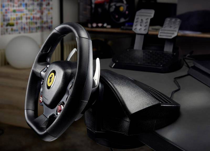 Thrustmaster T80 Ferrari 488 GTB Edition Volant PlayStation 4 noir avec pédales, fixation à vis