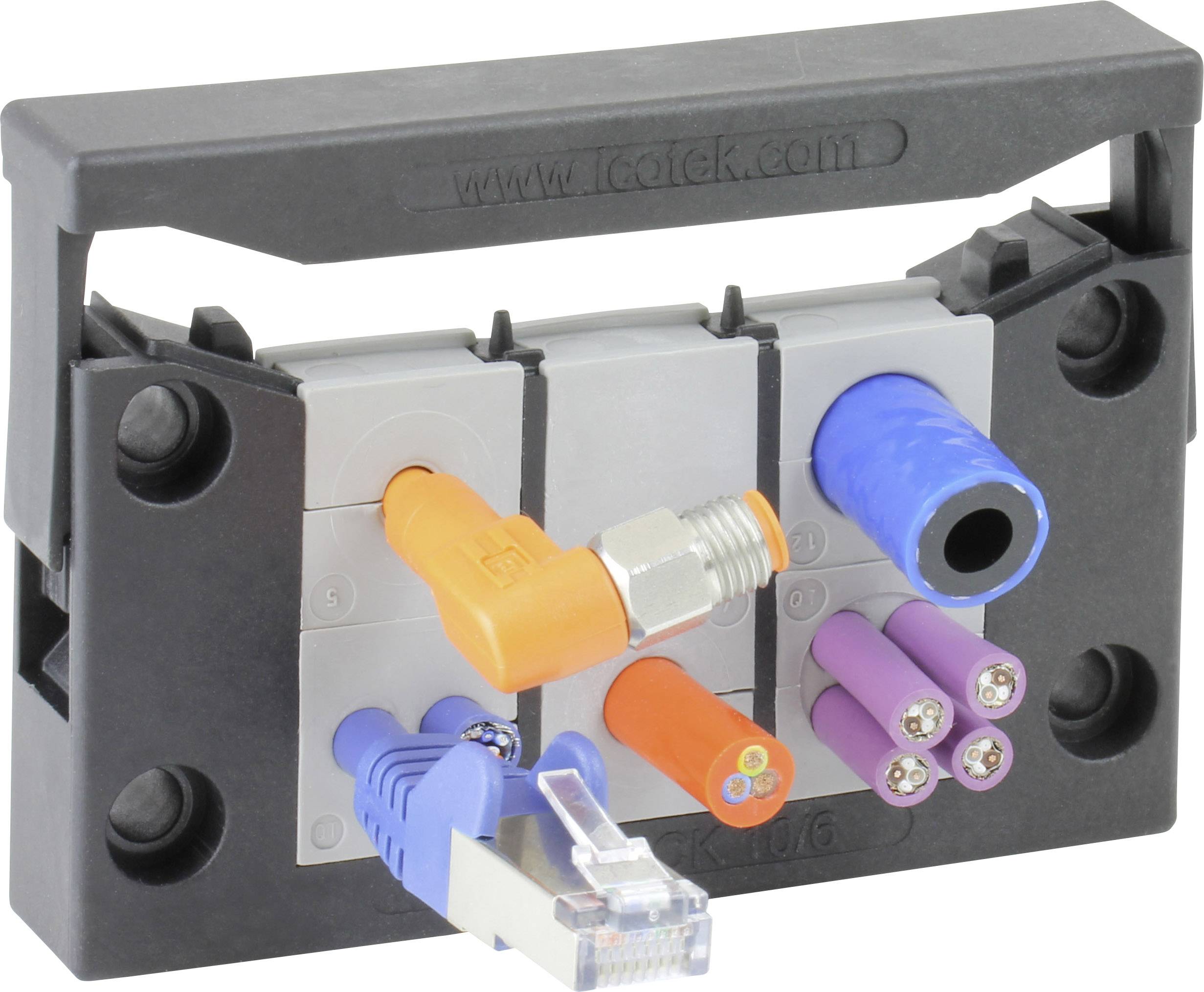 Un adaptateur noir doté de plusieurs connecteurs différents et de câbles de diverses couleurs, monté dans un support en plastique.