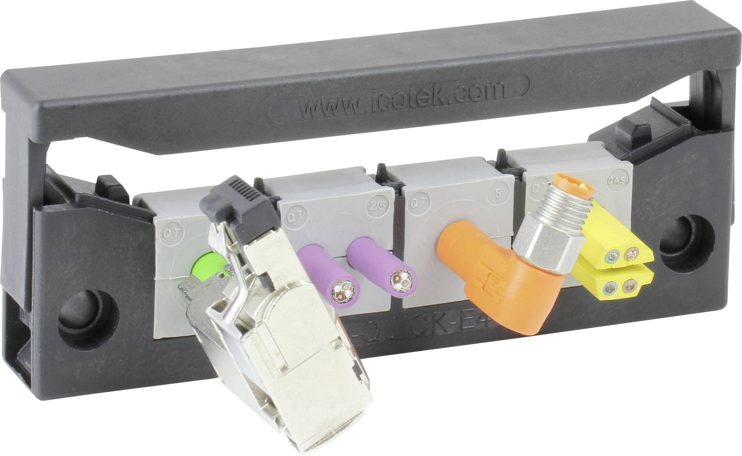Un panneau de brassage avec différents connecteurs : une prise RJ45, deux connexions à fibre optique, un connecteur coaxial et un module d'extension.