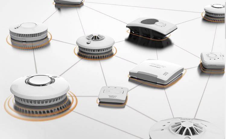 FireAngel WTSL-F-1EU Télécommande autonomie 10 ans, interconnectable à pile(s)