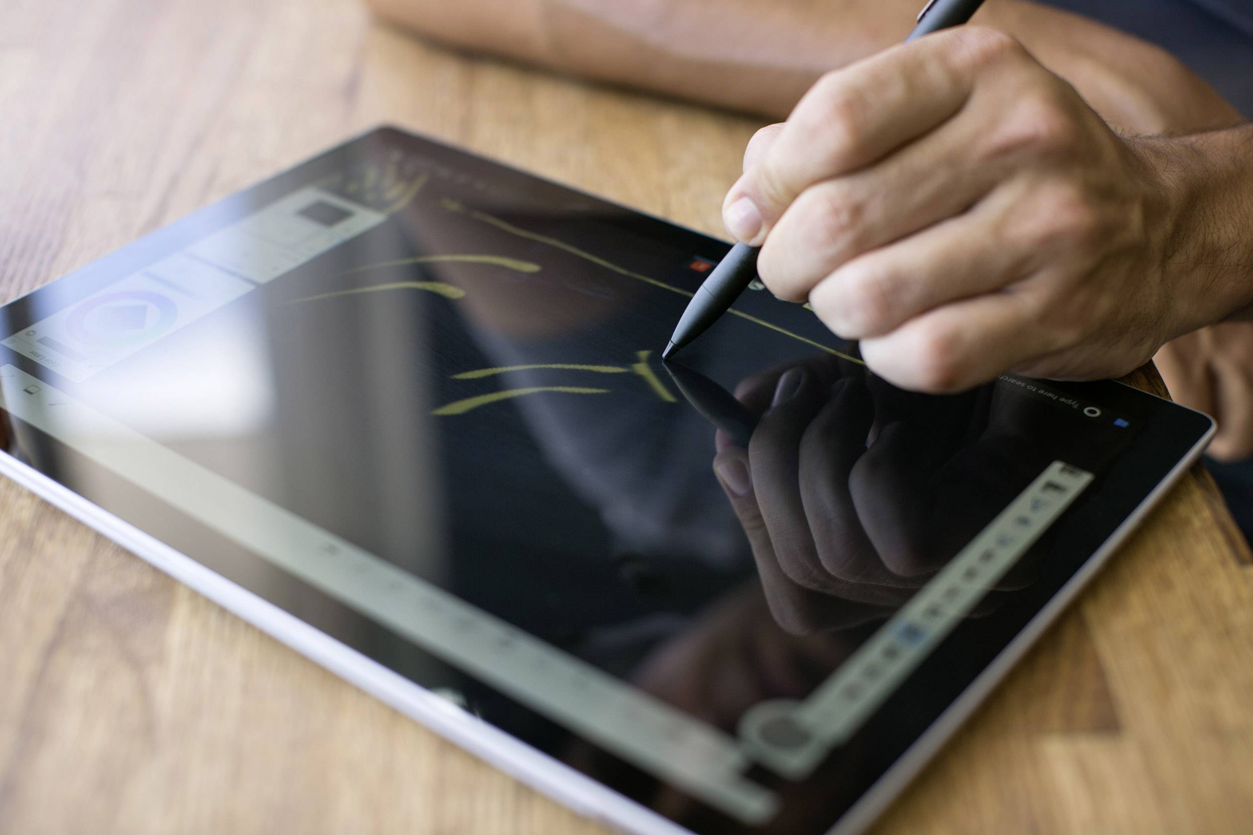 Adonit INK Stylet bluetooth, rechargeable, avec pointe d'écriture précise noir