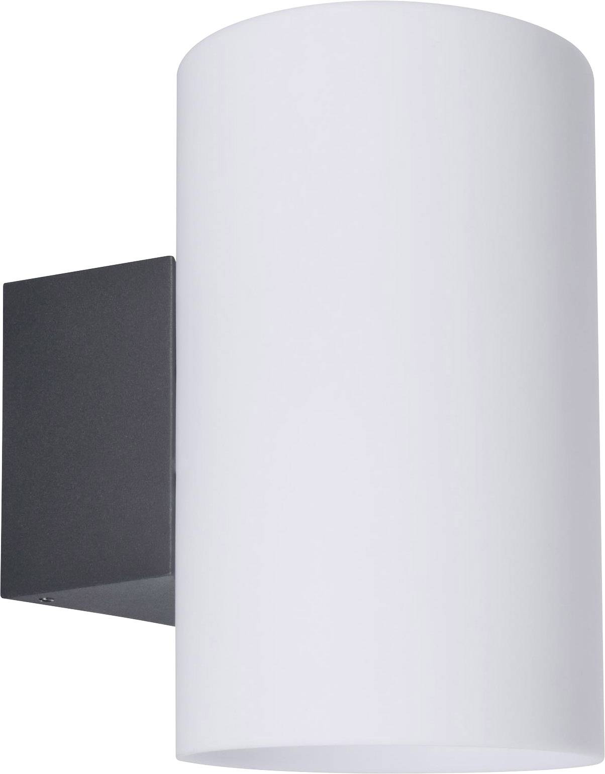 Une applique murale avec un abat-jour cylindrique blanc et un support rectangulaire noir pour un éclairage intérieur moderne.