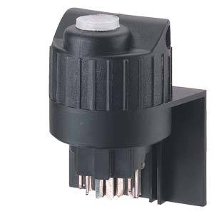 Un connecteur électrique cylindrique noir et argenté avec plusieurs broches métalliques, monté sur un support rectangulaire.