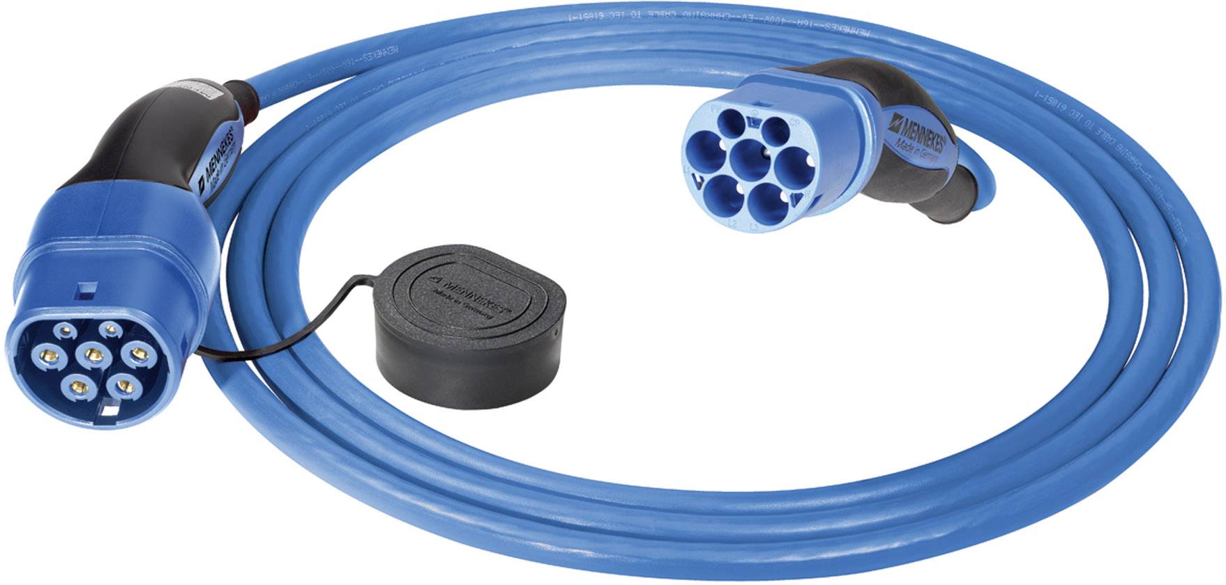 Un câble électrique bleu avec deux fiches différentes à ses extrémités, adapté pour la charge des véhicules électriques.
