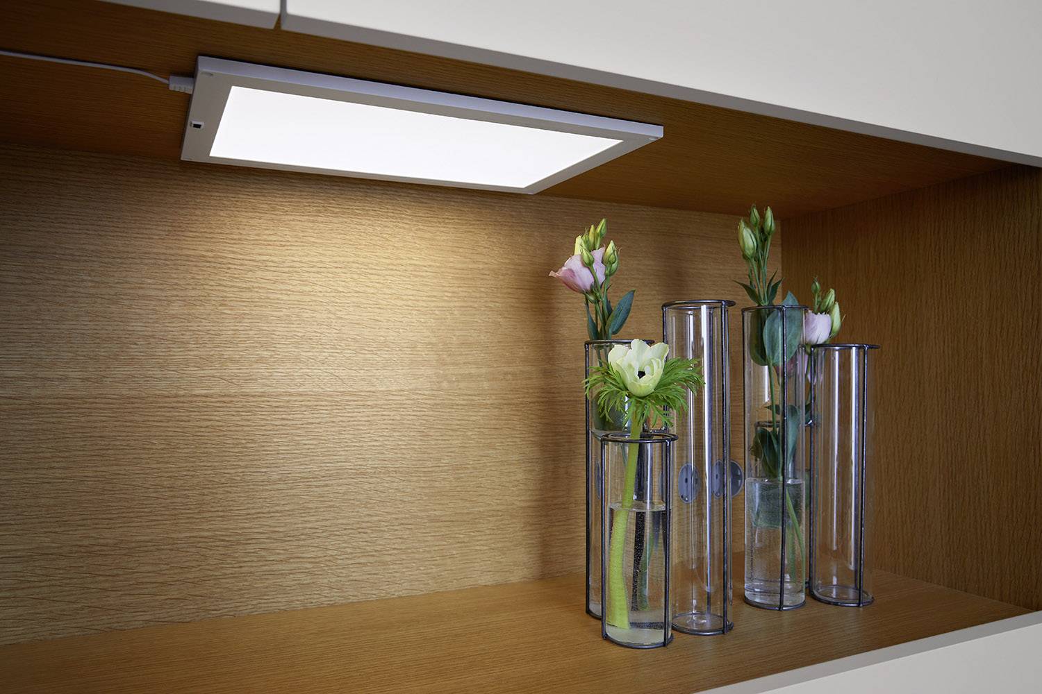 LEDVANCE Cabinet LED Panel L Éclairage LED pour meuble LED LED intégrée 14 W blanc chaud
