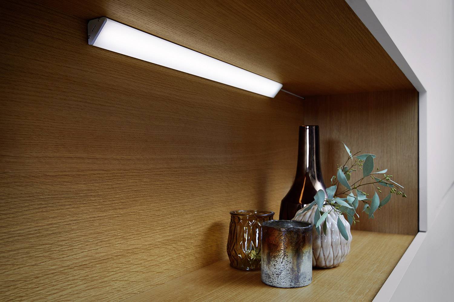 LEDVANCE Cabinet LED Corner L Éclairage LED pour meuble LED LED intégrée 12 W blanc chaud