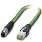 Câble Ethernet vert avec des connecteurs différents à chaque extrémité, adapté aux connexions réseau stables pour divers appareils.