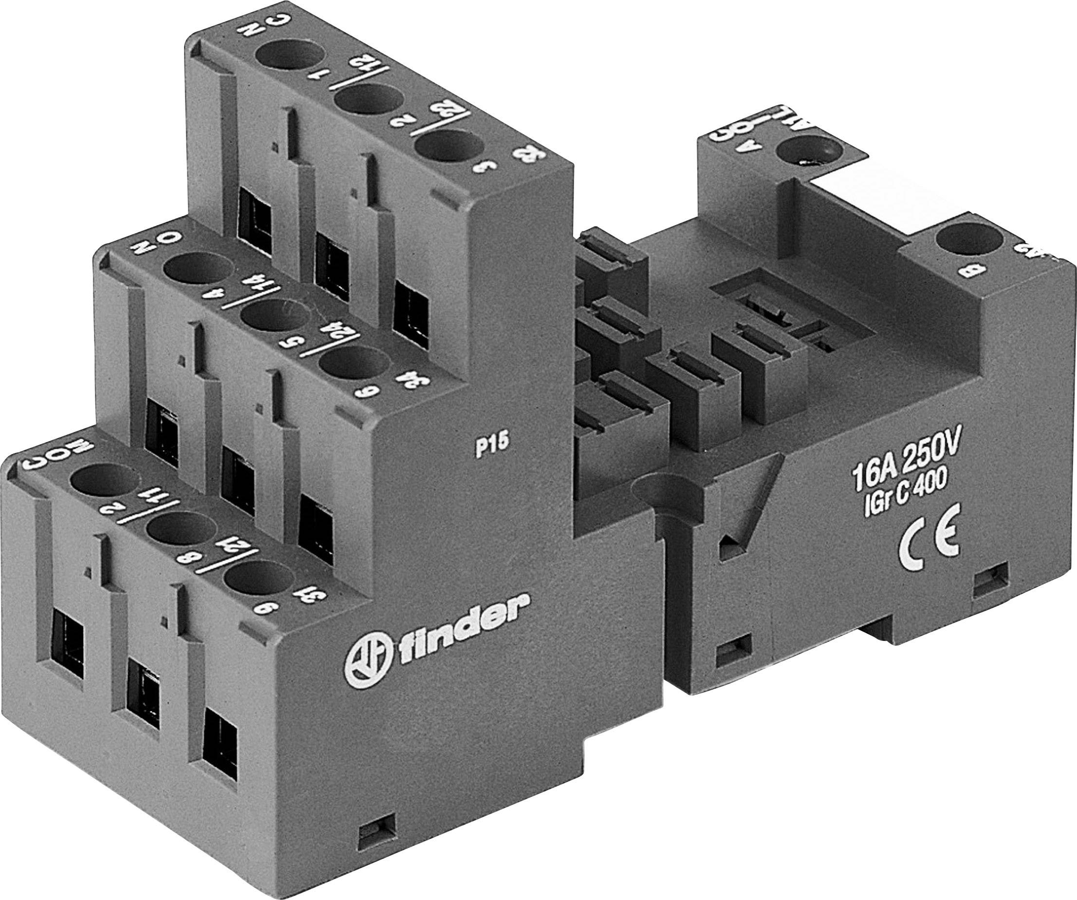 Socle électrique à prises multiples, étiqueté '16A 250V'. Adapté aux applications industrielles.