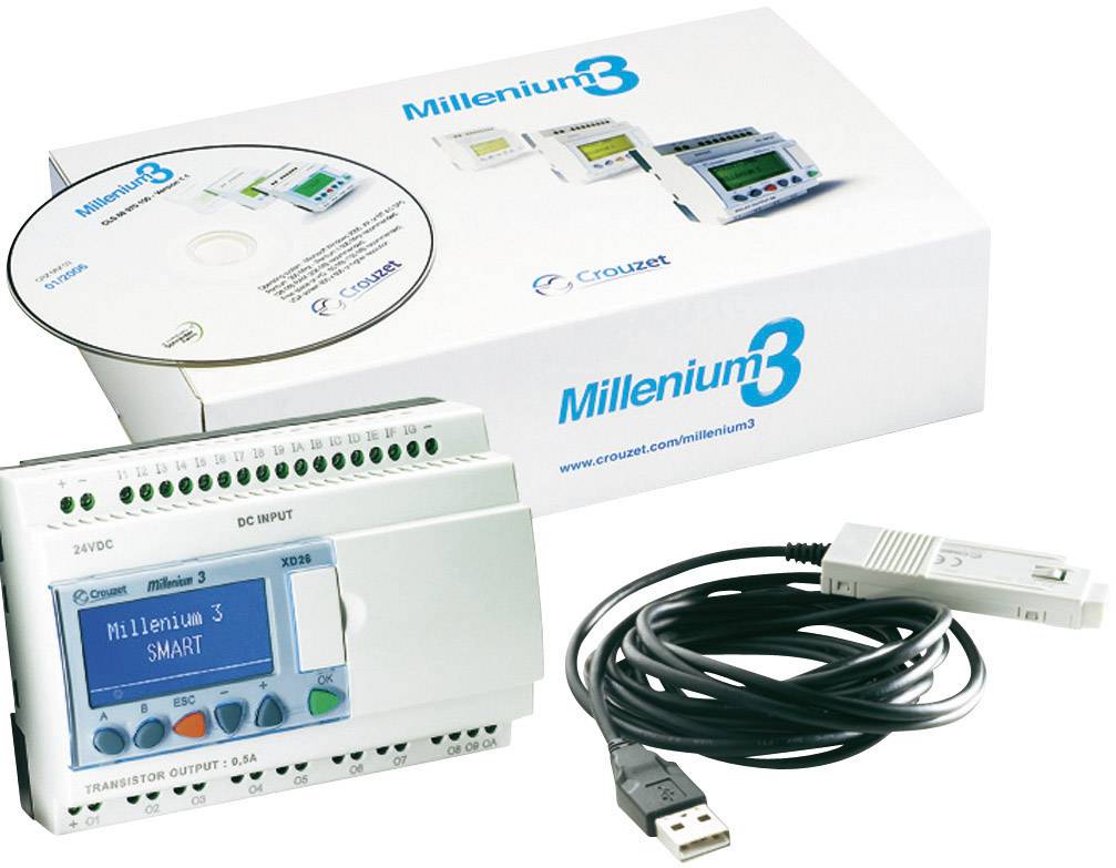 Un boîtier de commande avec un écran LCD, un câble USB et un CD-ROM de logiciel de programmation ; emballé dans un coffret blanc.