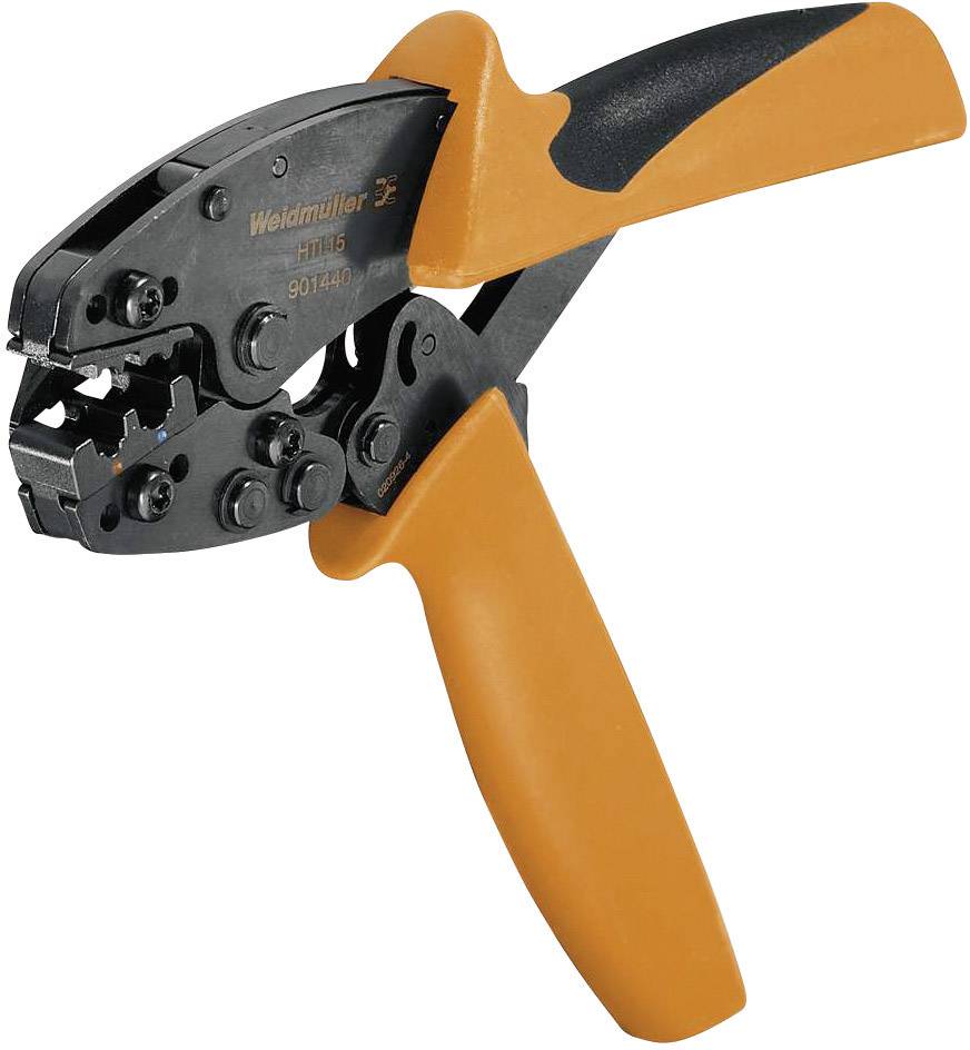 Une pince à sertir orange et noire utilisée pour connecter des connecteurs de câbles. Elle présente un design ergonomique.
