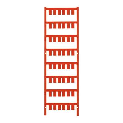 Une étagère murale rouge à sept niveaux, équipée de crochets régulièrement espacés pour suspendre de petits objets.