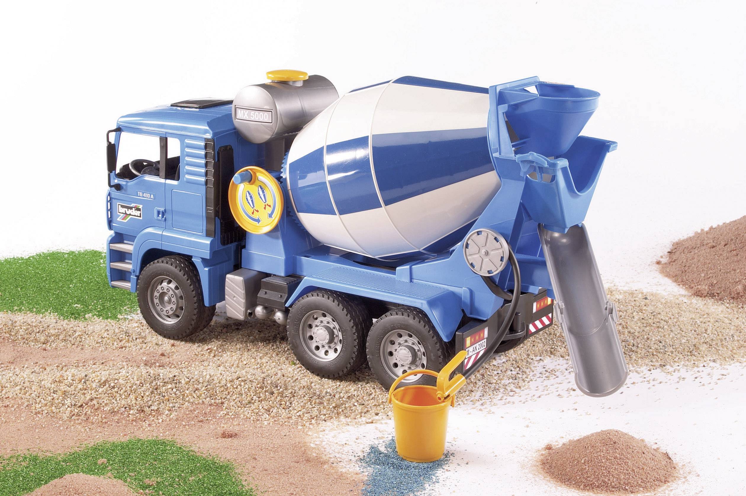 Bruder MAN Betonmisch-LKW 2744