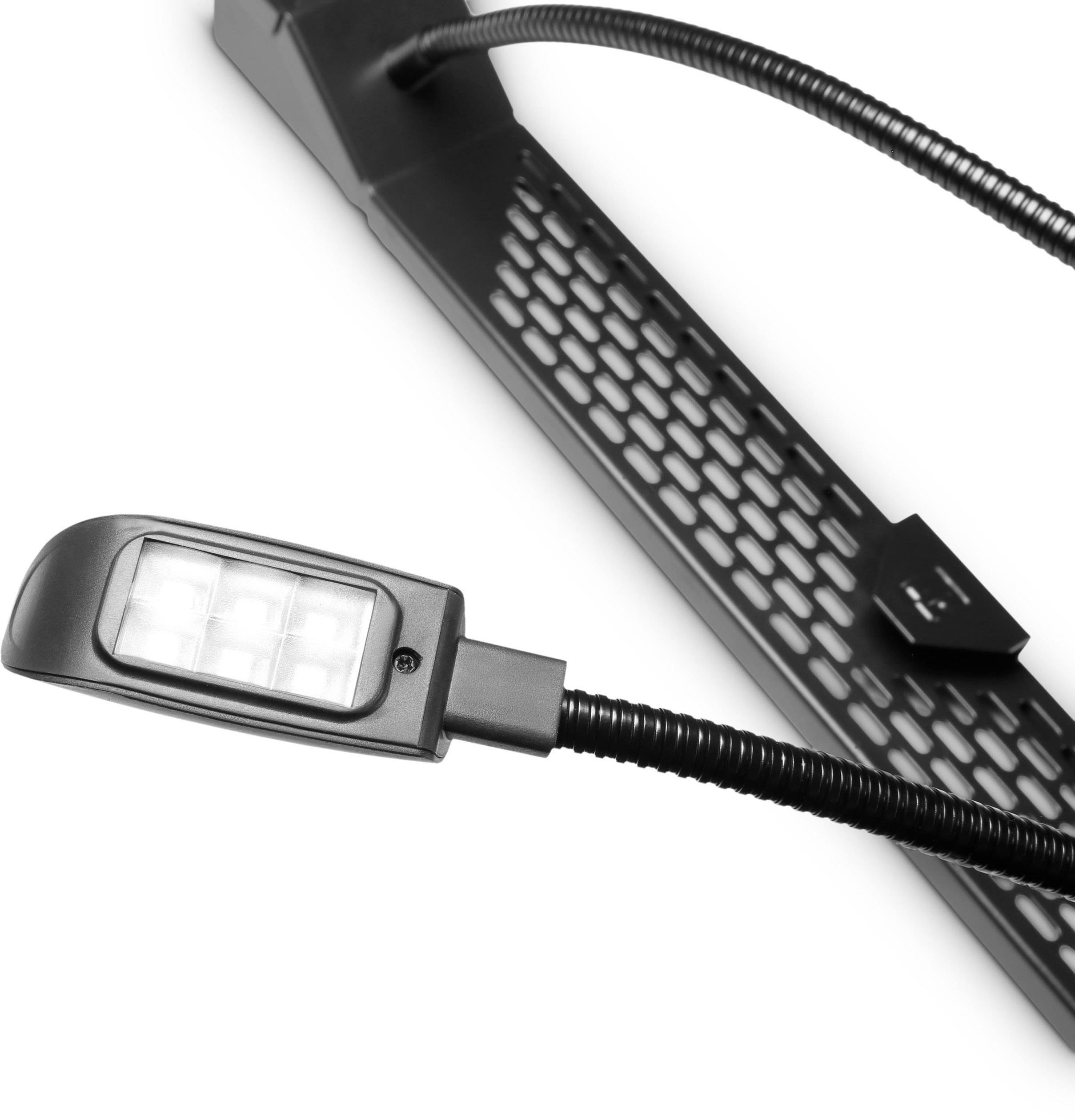 Une lampe de bureau noire à LED avec un col flexible et une tête de lampe rectangulaire. En arrière-plan, une plaque métallique perforée.
