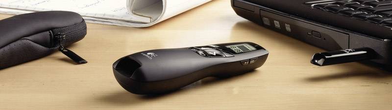 Télécommande de présentation Logitech R700 avec pointeur laser, Ecran intégré